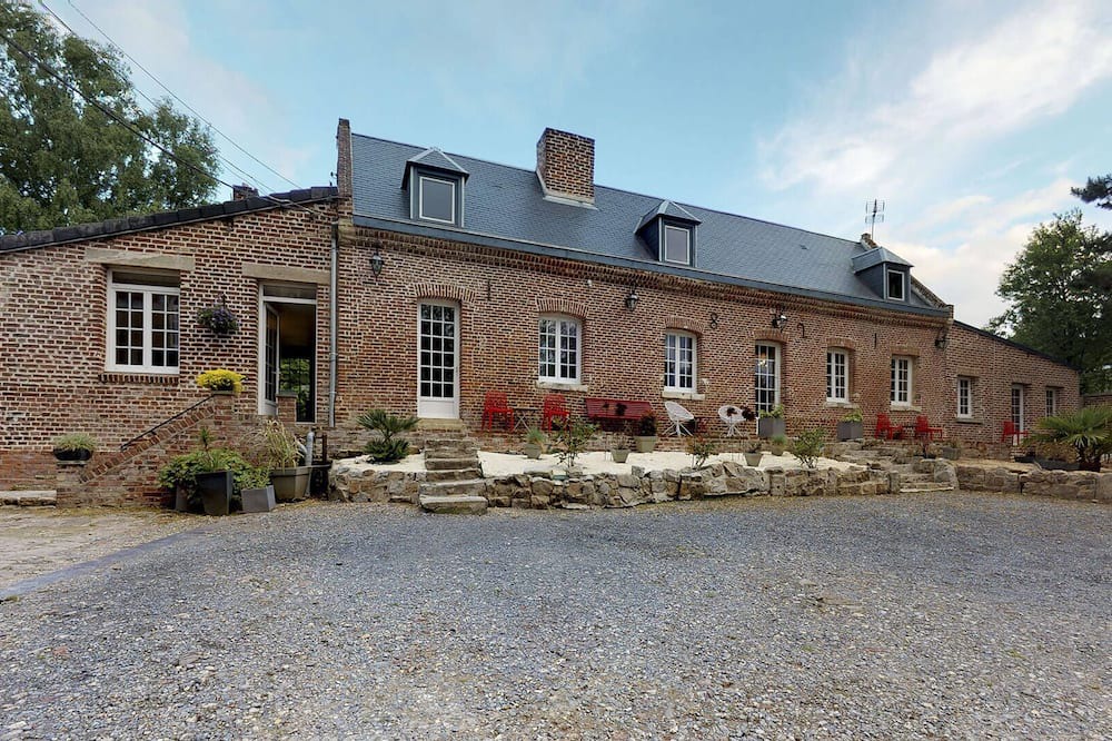 Photo of Outdoor in Talmas