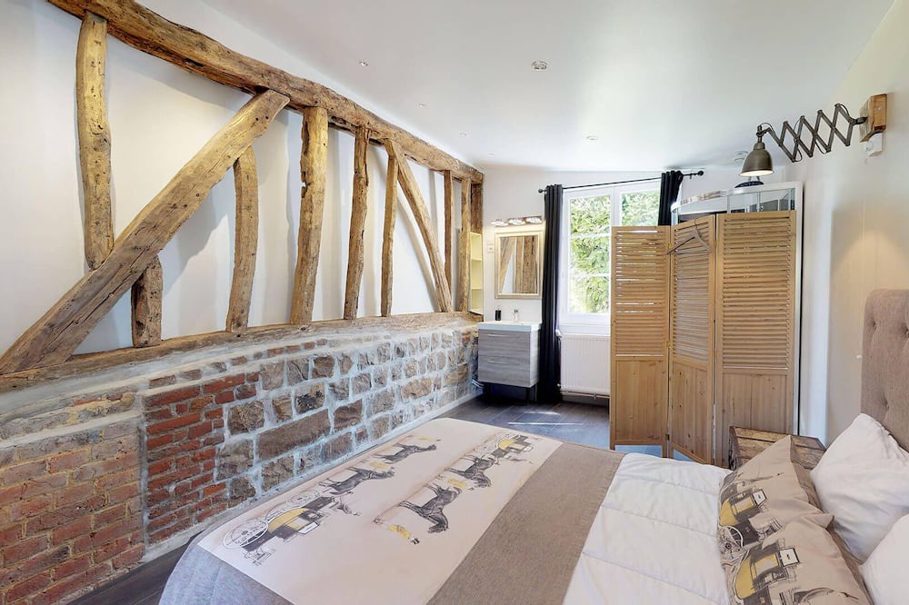 Photo of Bedroom in Talmas