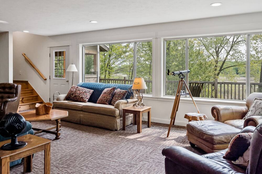 Photo of Livingroom in Shelby