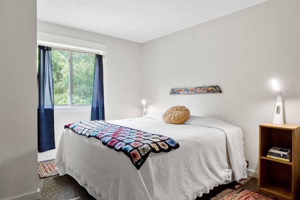 Photo of Bedroom in Shelby
