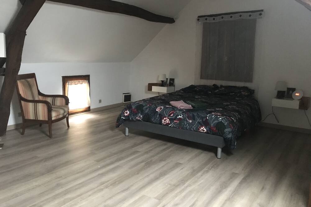 Photo of Bedroom in Viarmes