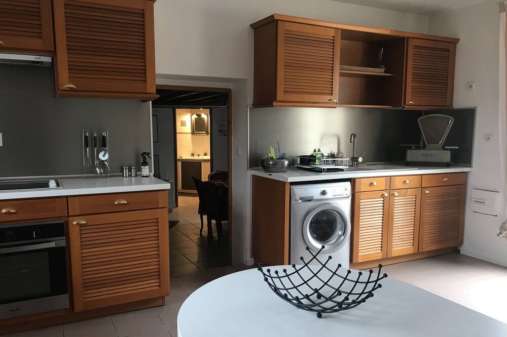 Photo of Kitchen in Viarmes