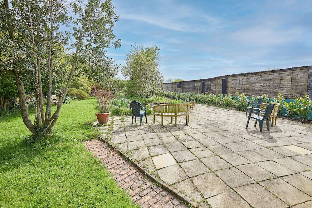 Photo of Others in Newton-on-Rawcliffe