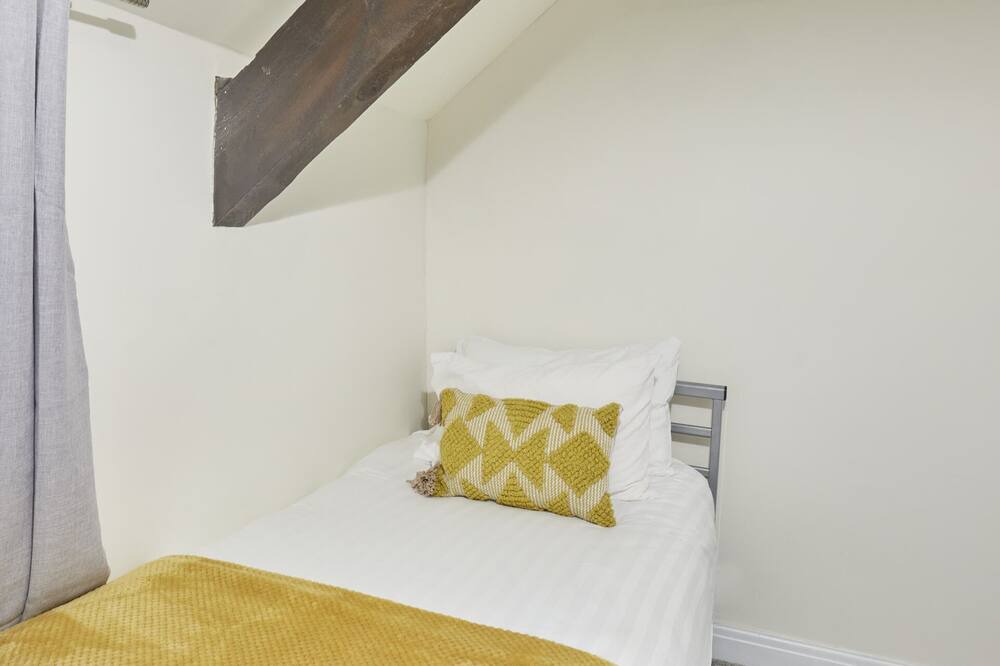 Photo of Others in Newton-on-Rawcliffe