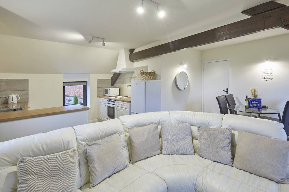 Photo of Others in Newton-on-Rawcliffe