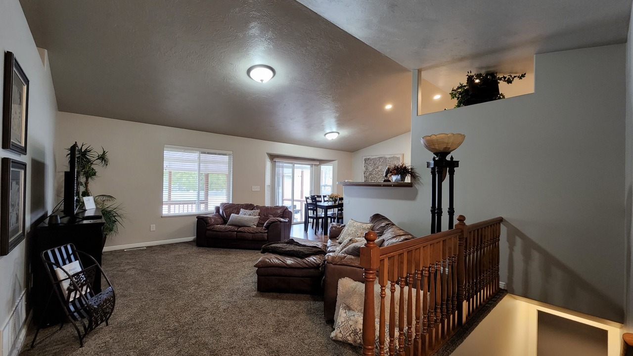 Photo of Others in Ammon