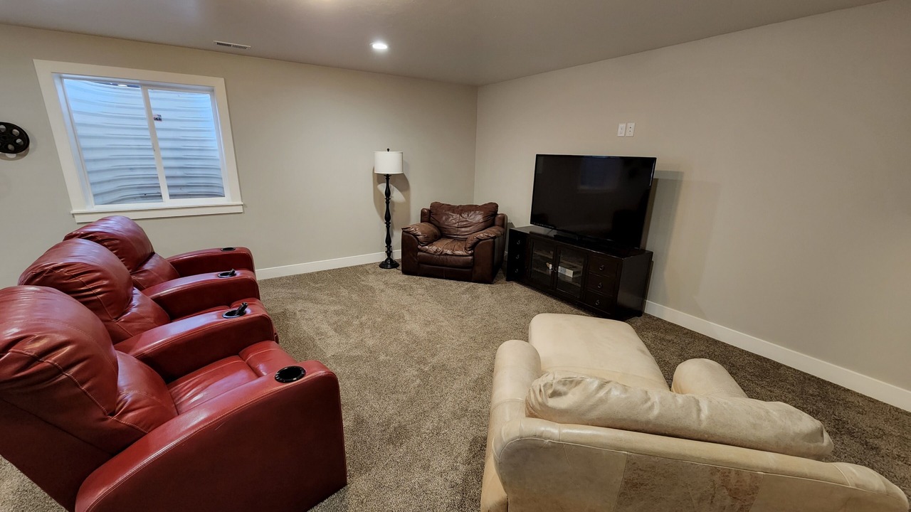 Photo of Others in Ammon