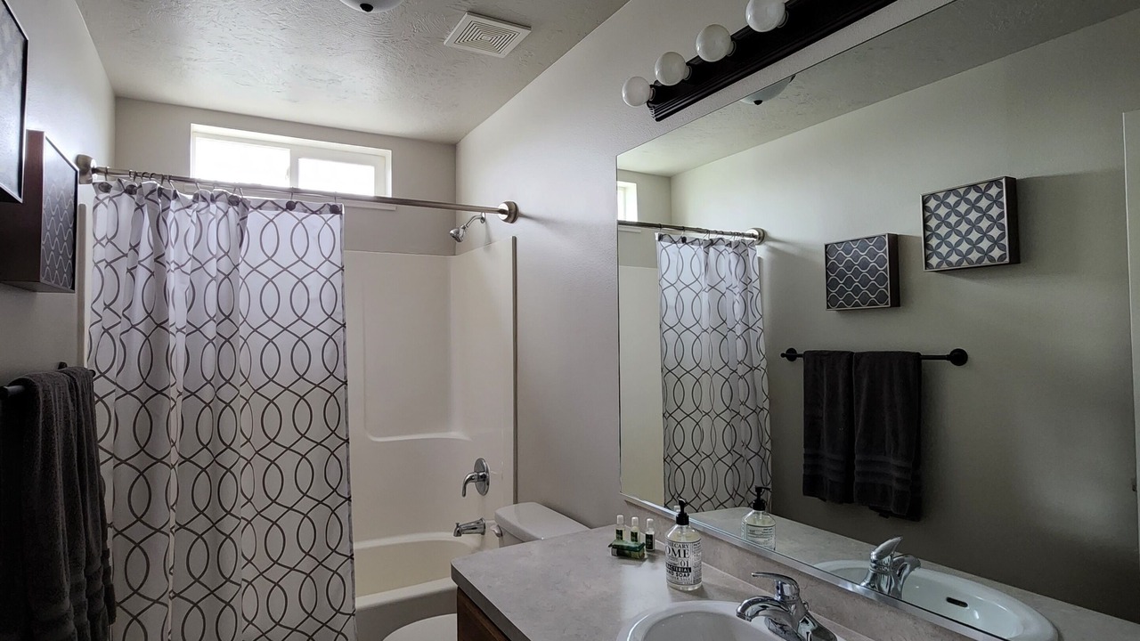 Photo of Others in Ammon