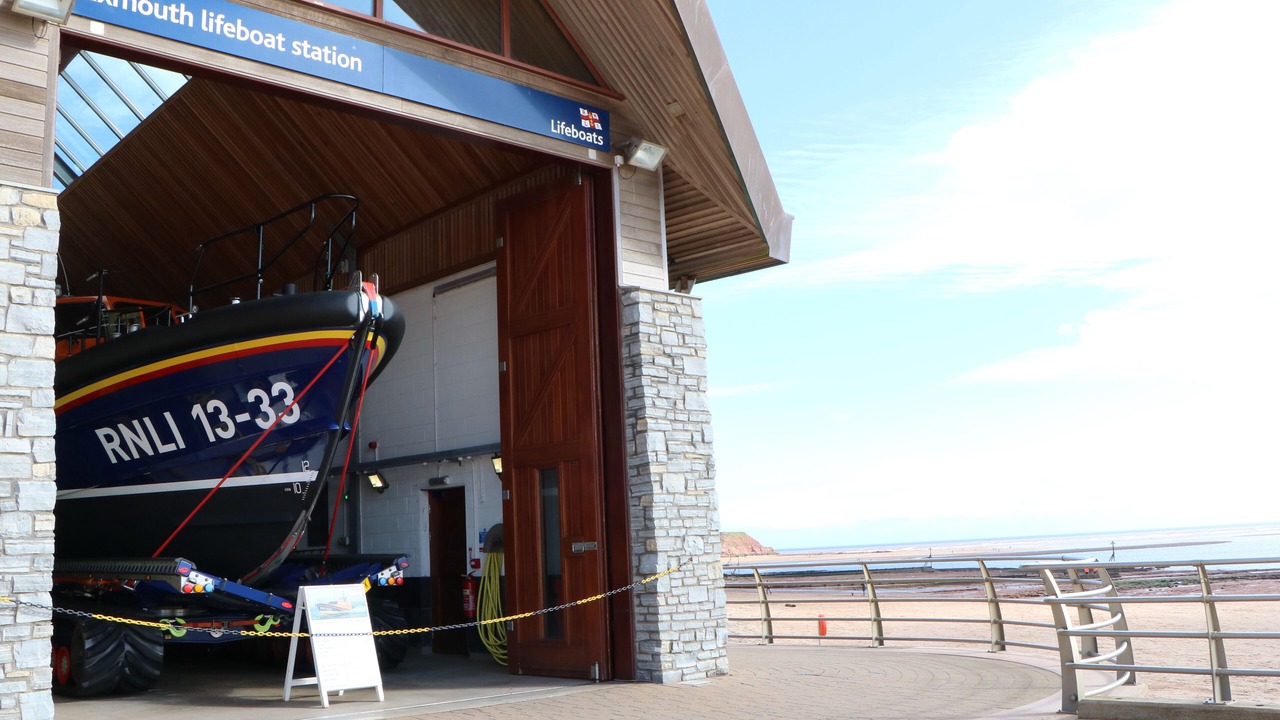 Photo of Others in Ebford