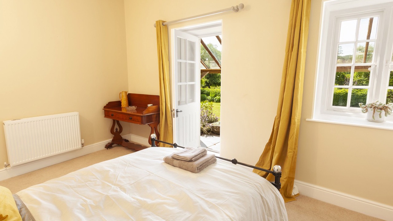 Photo of Others in Ebford