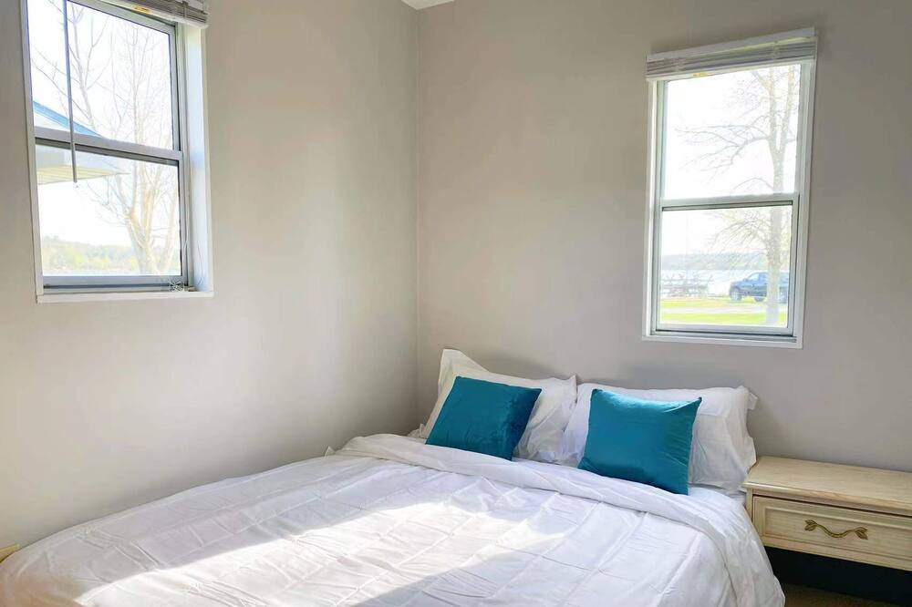 Photo of Bedroom in Roseneath