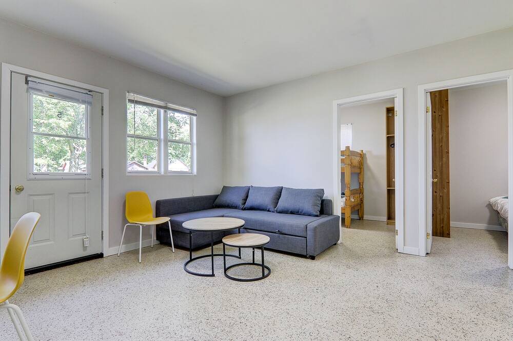 Photo of Livingroom in Roseneath