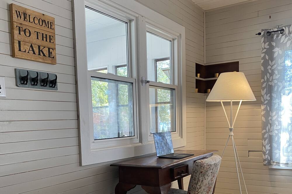 Photo of Livingroom in Fenelon Falls