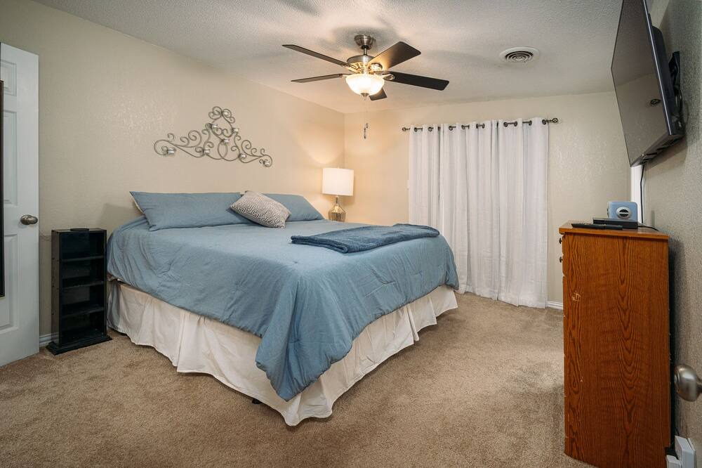 Photo of Bedroom in Victoria