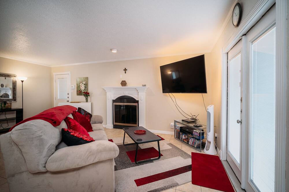 Photo of Livingroom in Victoria