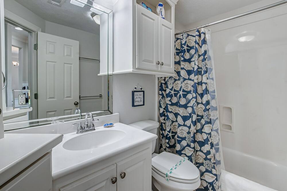 Photo of Bathroom in Gilchrist