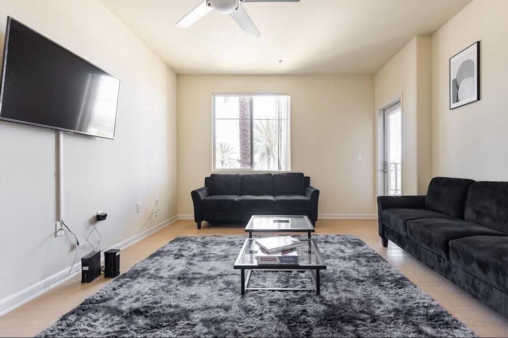 Photo of Livingroom in Hermosa Village