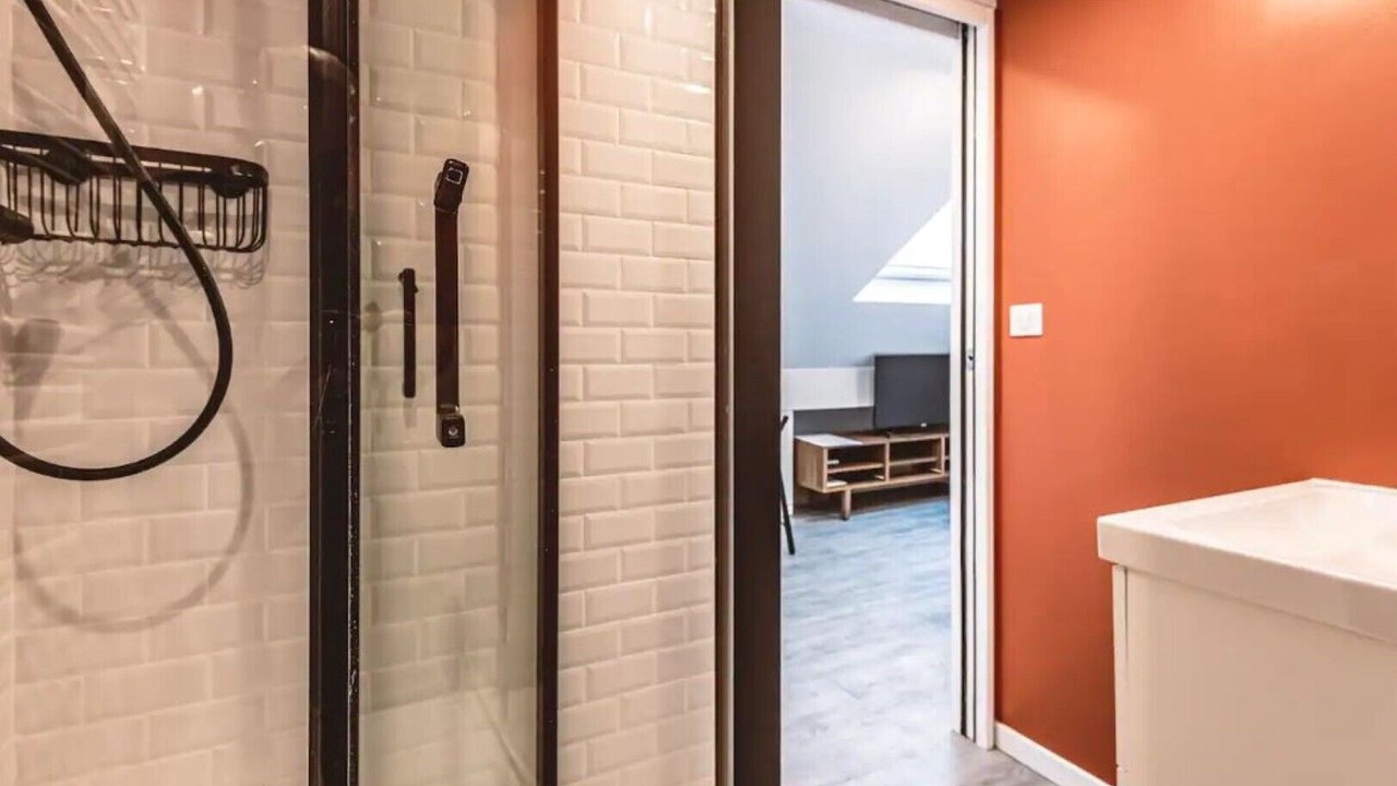 Photo of Others in Courlancy