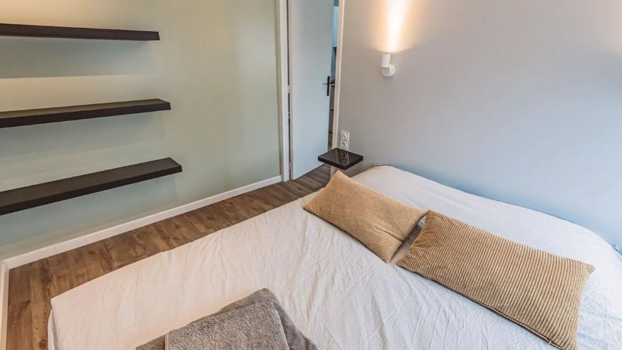 Photo of Others in Courlancy