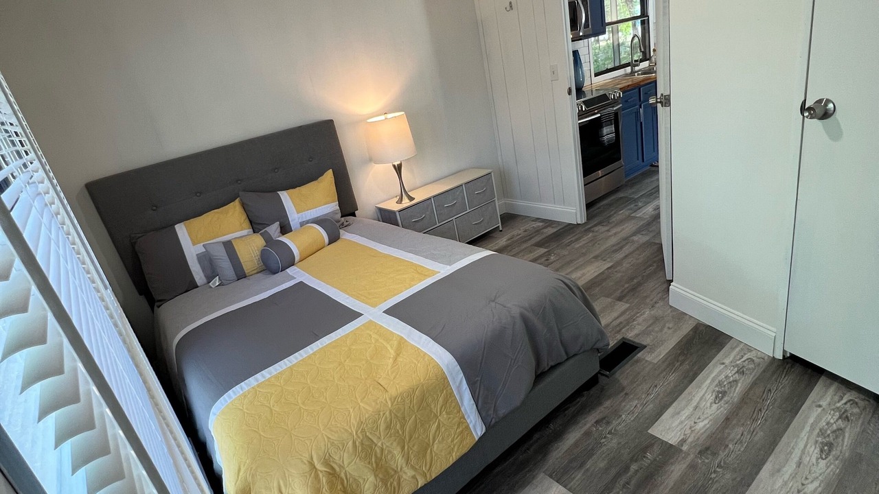 Photo of Bedroom in Choctaw Beach