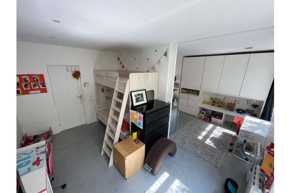 Photo of Others in Louvil