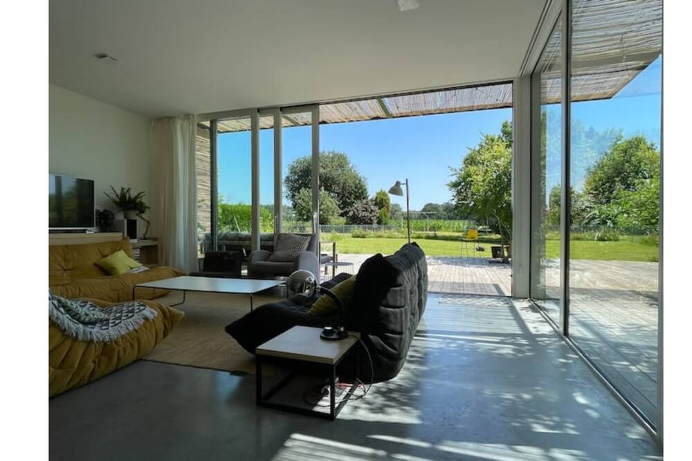 Photo of Bedroom in Louvil