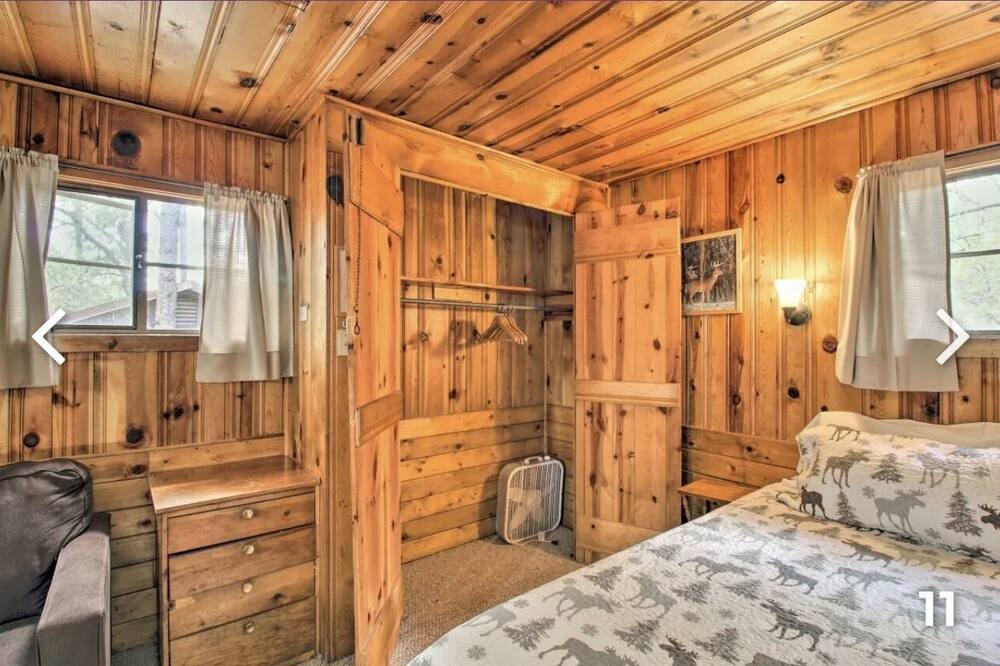 Photo of Bedroom in Pinetop-Lakeside