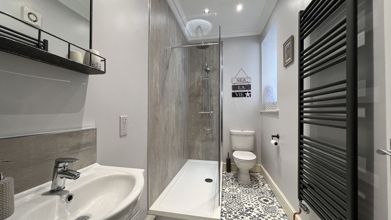 Photo of Bathroom in Dersingham