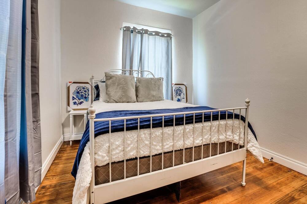 Photo of Bedroom in Guthrie