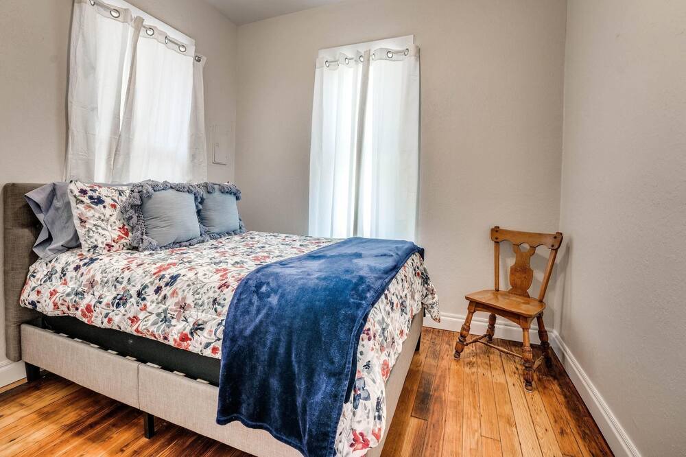 Photo of Bedroom in Guthrie
