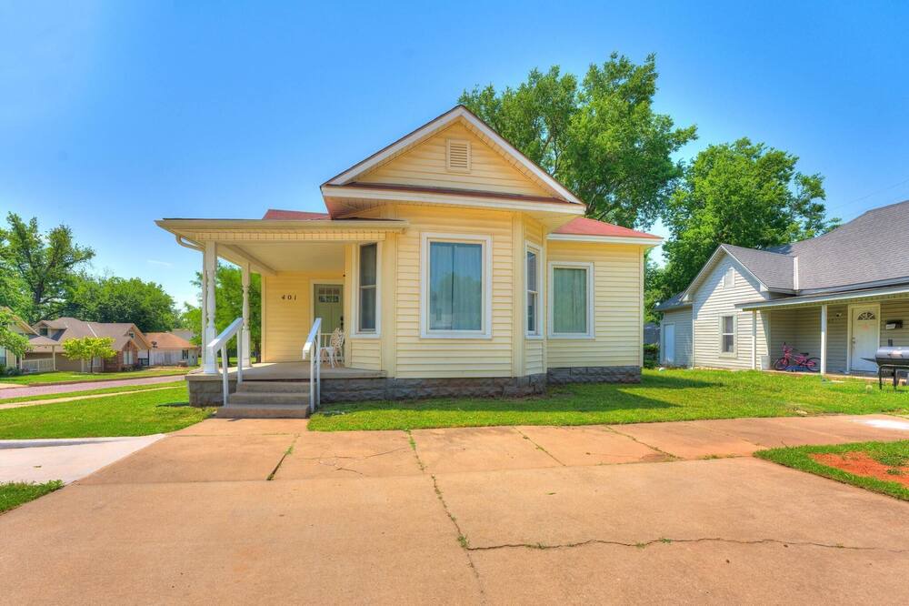 Photo of Others in Guthrie