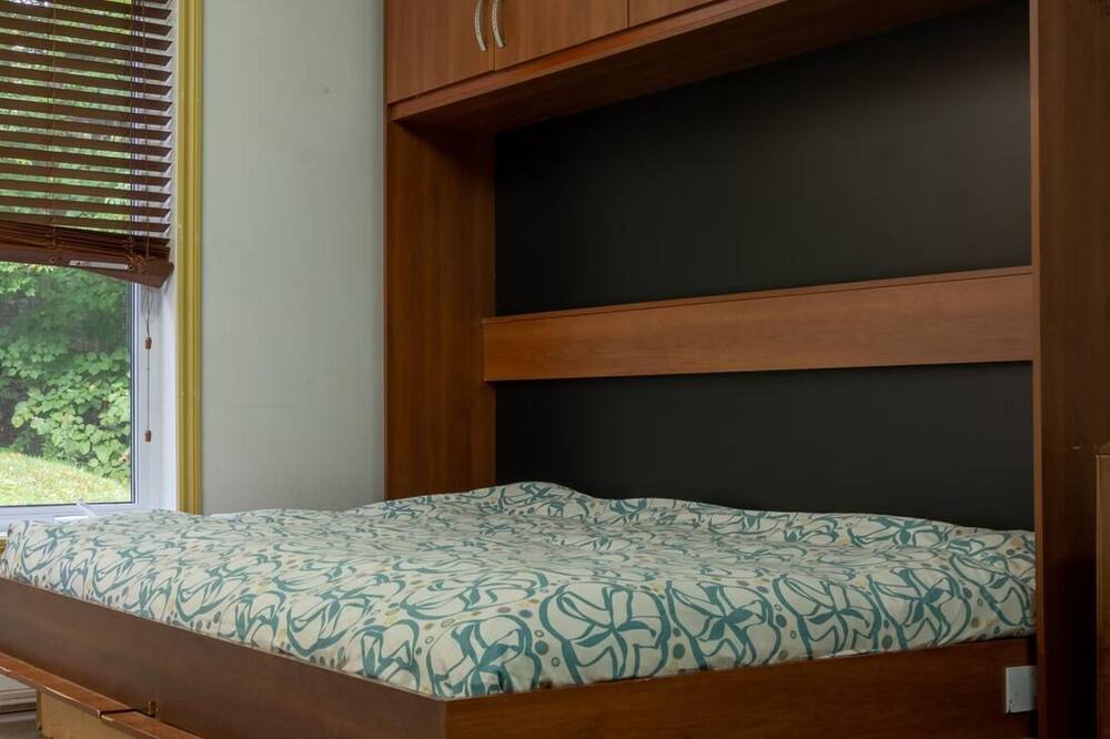 Photo of Bedroom in Magog