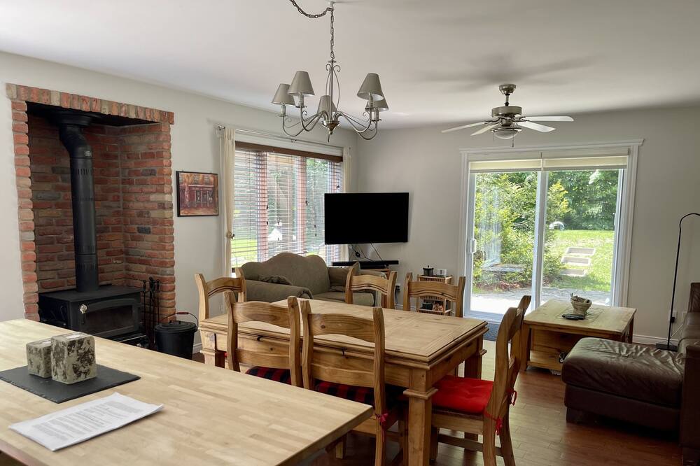 Photo of Livingroom in Magog