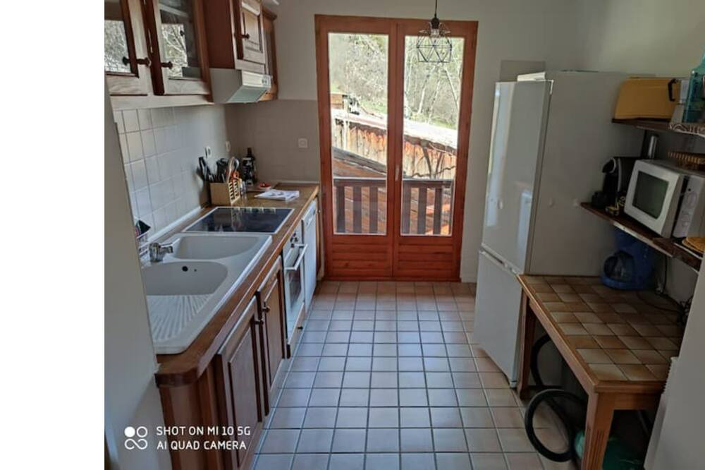 Photo of Kitchen in Meolans-Revel