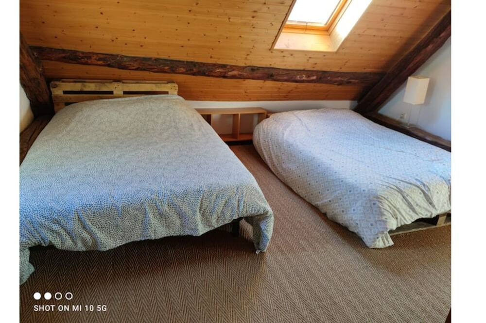 Photo of Bedroom in Meolans-Revel