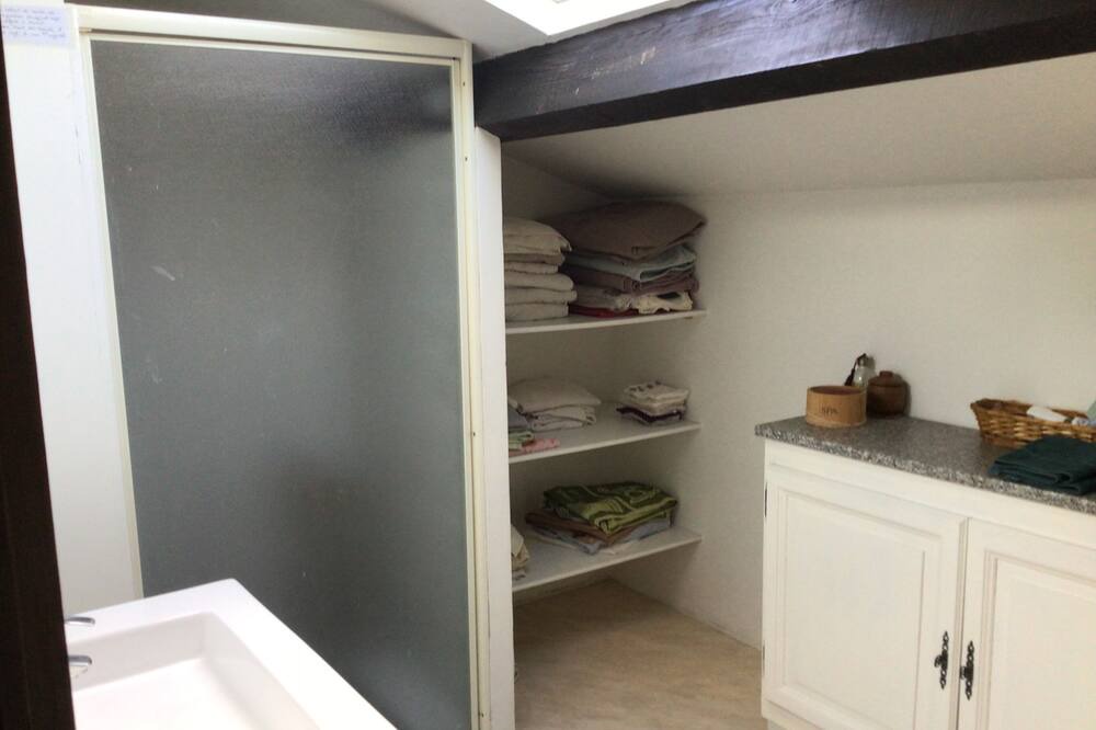 Photo of Bathroom in Montegut-Arros