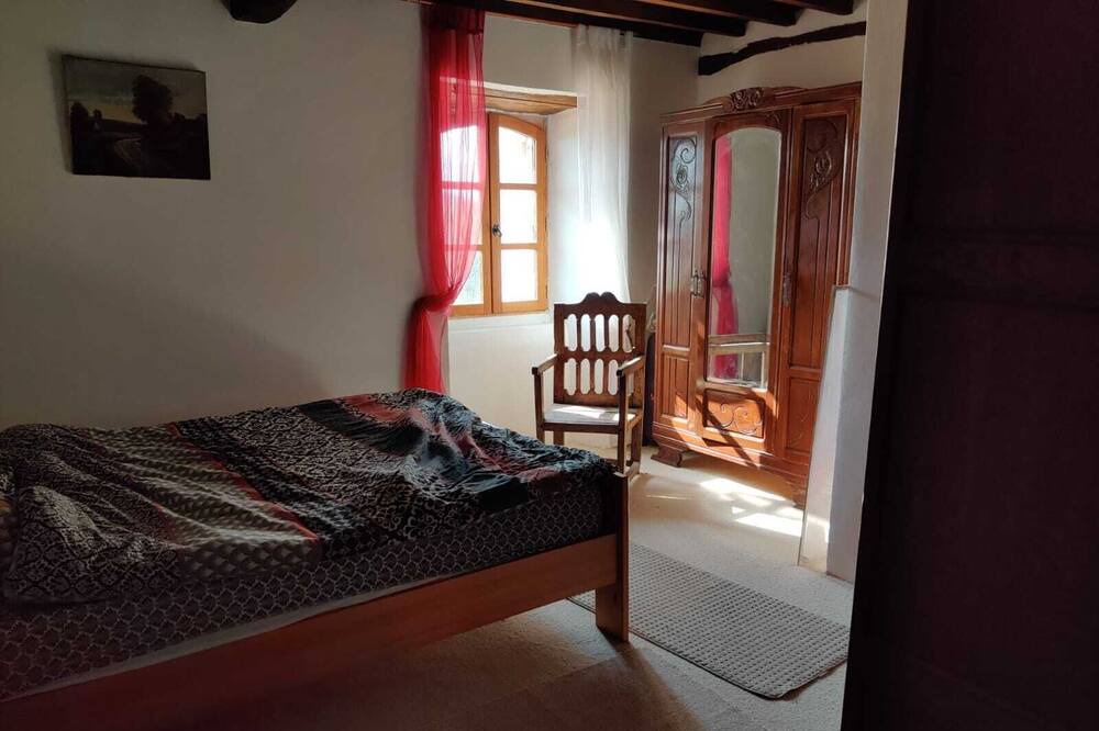 Photo of Bedroom in Montegut-Arros