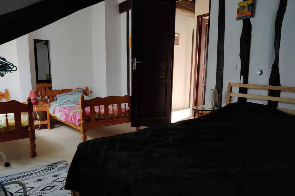 Photo of Bedroom in Montegut-Arros
