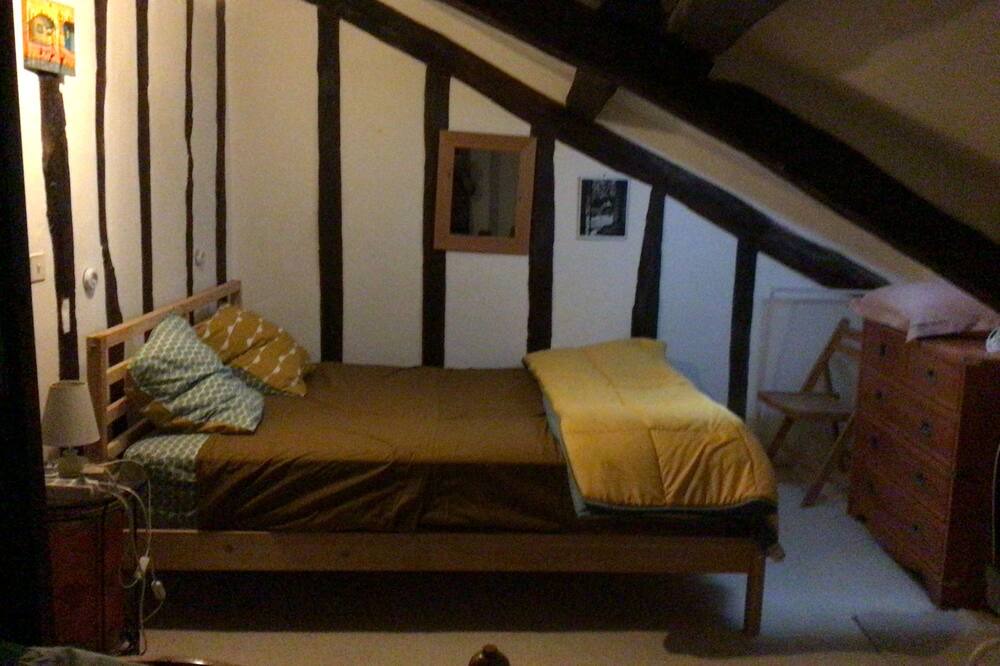 Photo of Bedroom in Montegut-Arros
