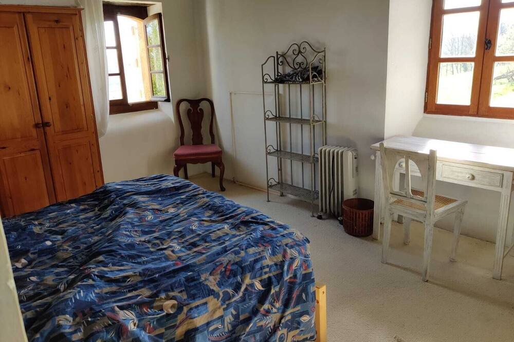 Photo of Bedroom in Montegut-Arros
