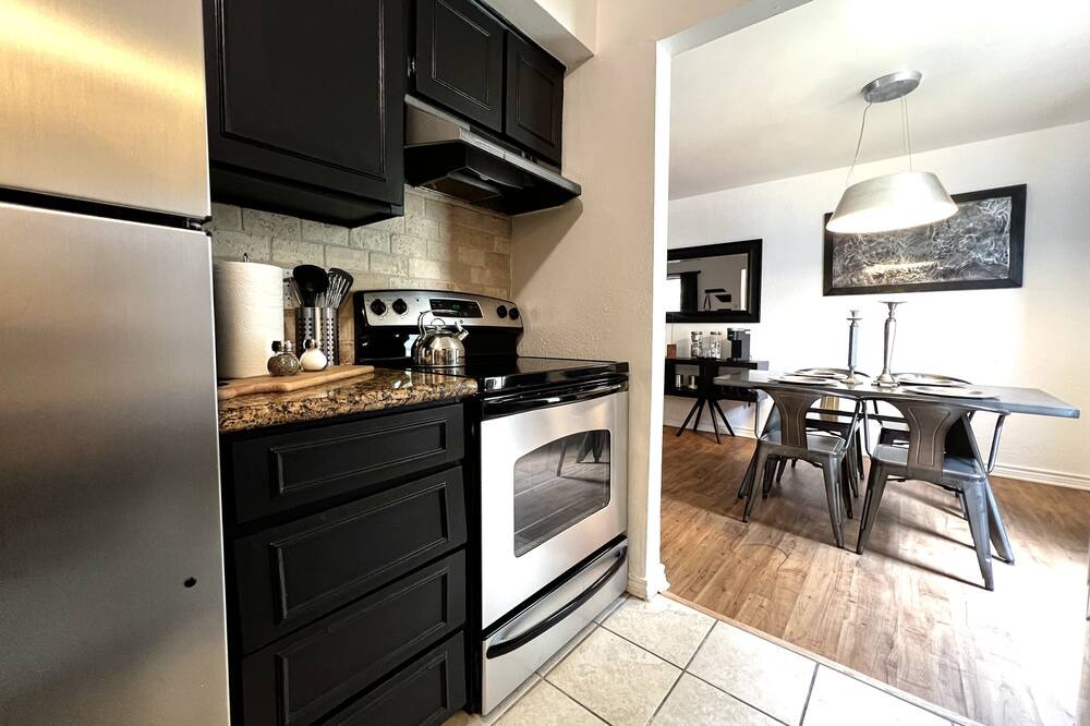 Photo of Kitchen in Knox - Henderson