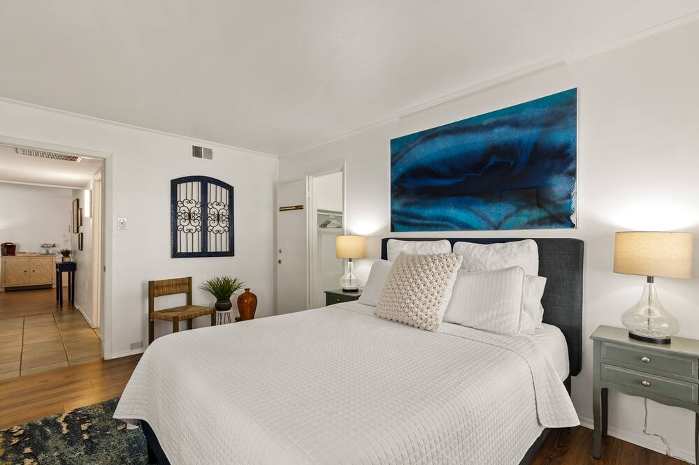 Photo of Bedroom in Knox - Henderson