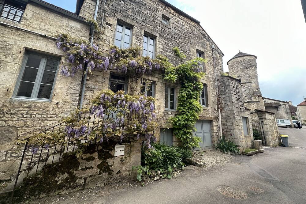 Photo of Outdoor in Flavigny-sur-Ozerain