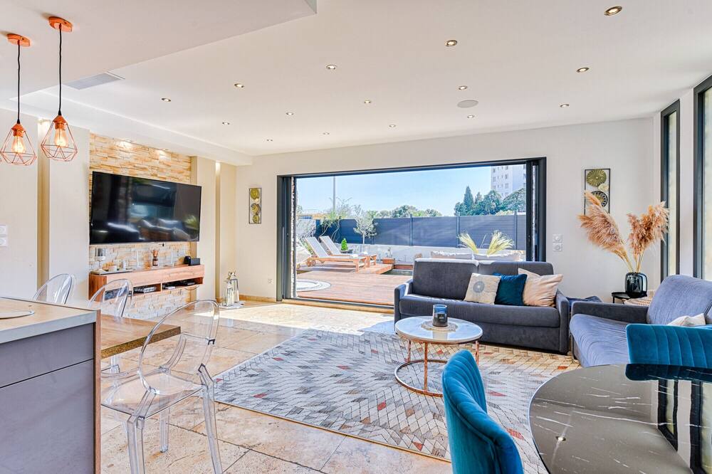 Photo of Livingroom in La Californie