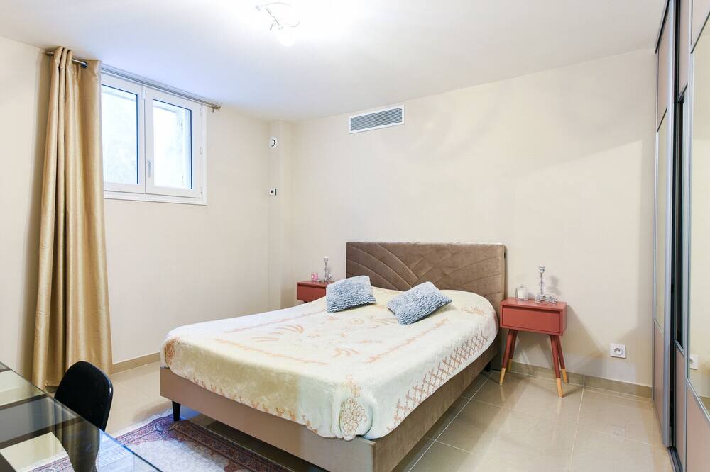 Photo of Bedroom in La Californie