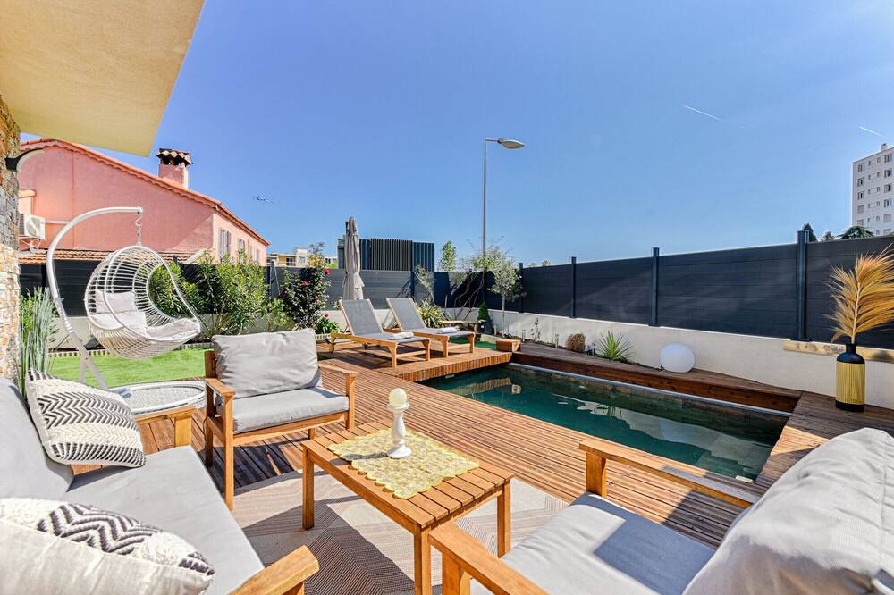 Photo of Outdoor in La Californie