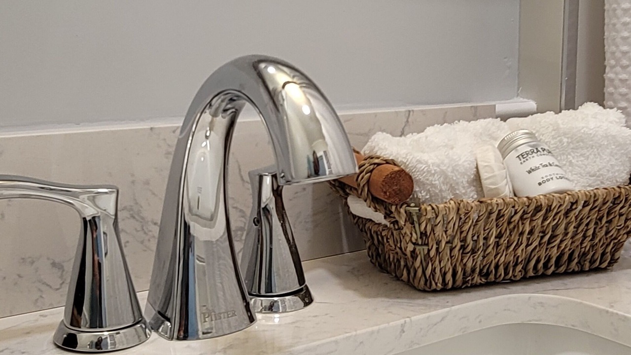 Photo of Bathroom in East Ocean Ave