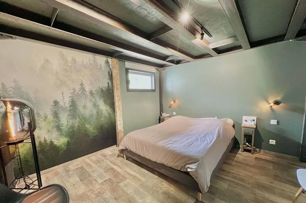Photo of Bedroom in Clerieux