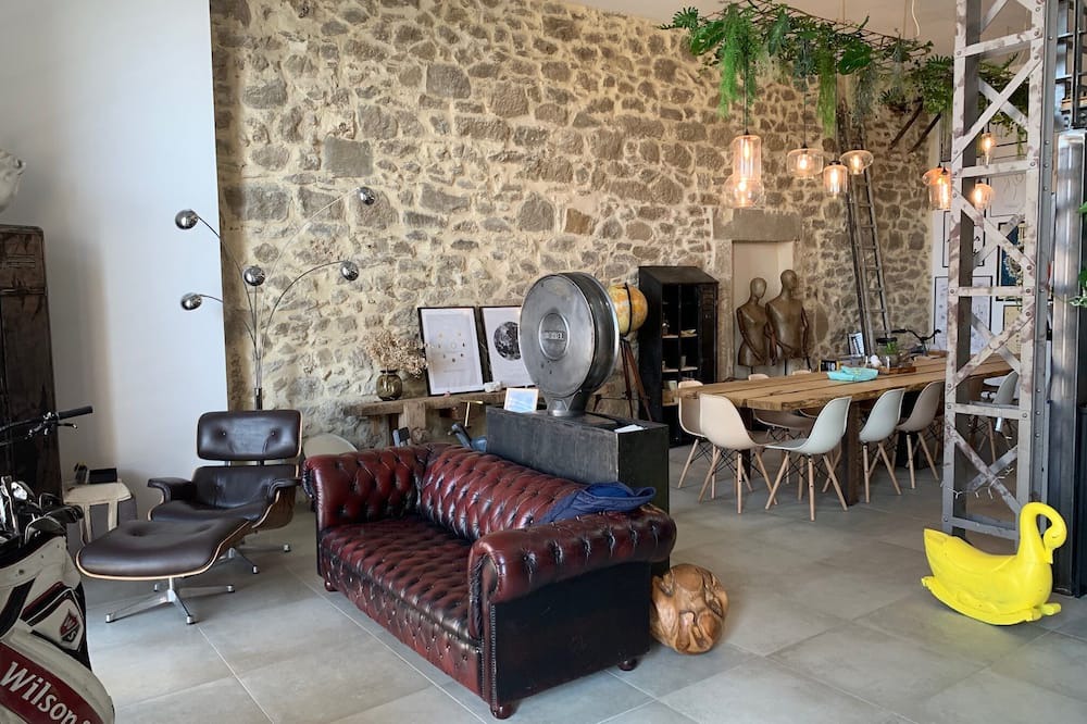 Photo of Livingroom in Clerieux