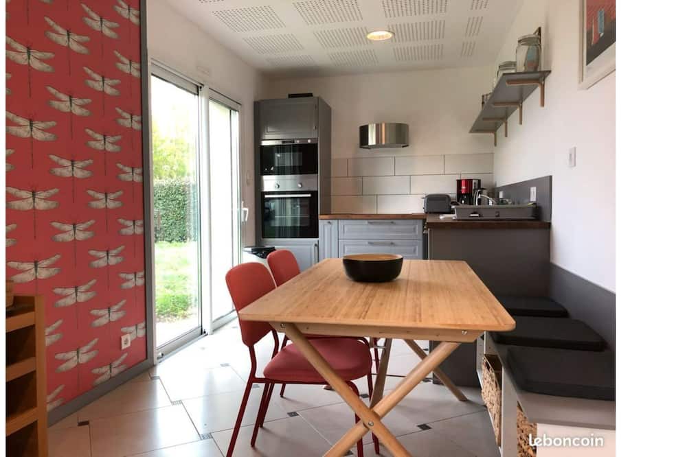 Photo of Kitchen in Saint-Georges-de-Montaigu